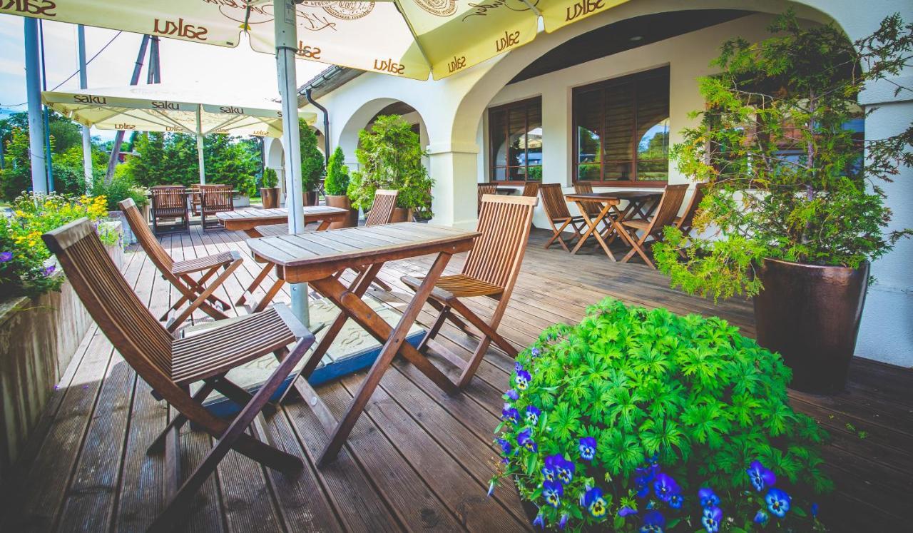 Hotel Liilia Kaina Luaran gambar