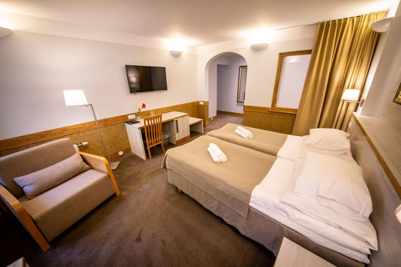 Hotel Liilia Kaina Luaran gambar